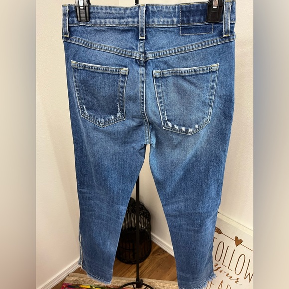 AMO babe old school Pinstripe denim. Distressed ankle. - Picture 2 of 5